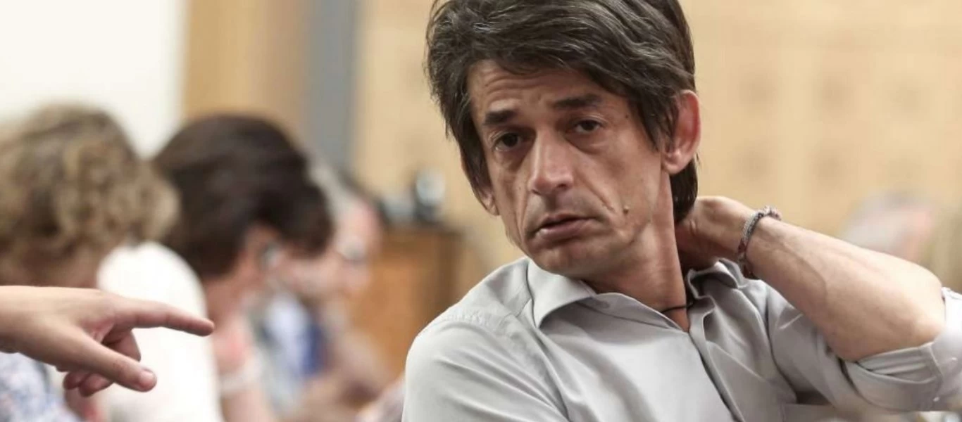 Επίθεση Ν.Καρανίκα σε Α.Σακελλαροπούλου για Marfin: «Όταν ασχολείσαι με τα πίτουρα σε τρώνε οι κότες»